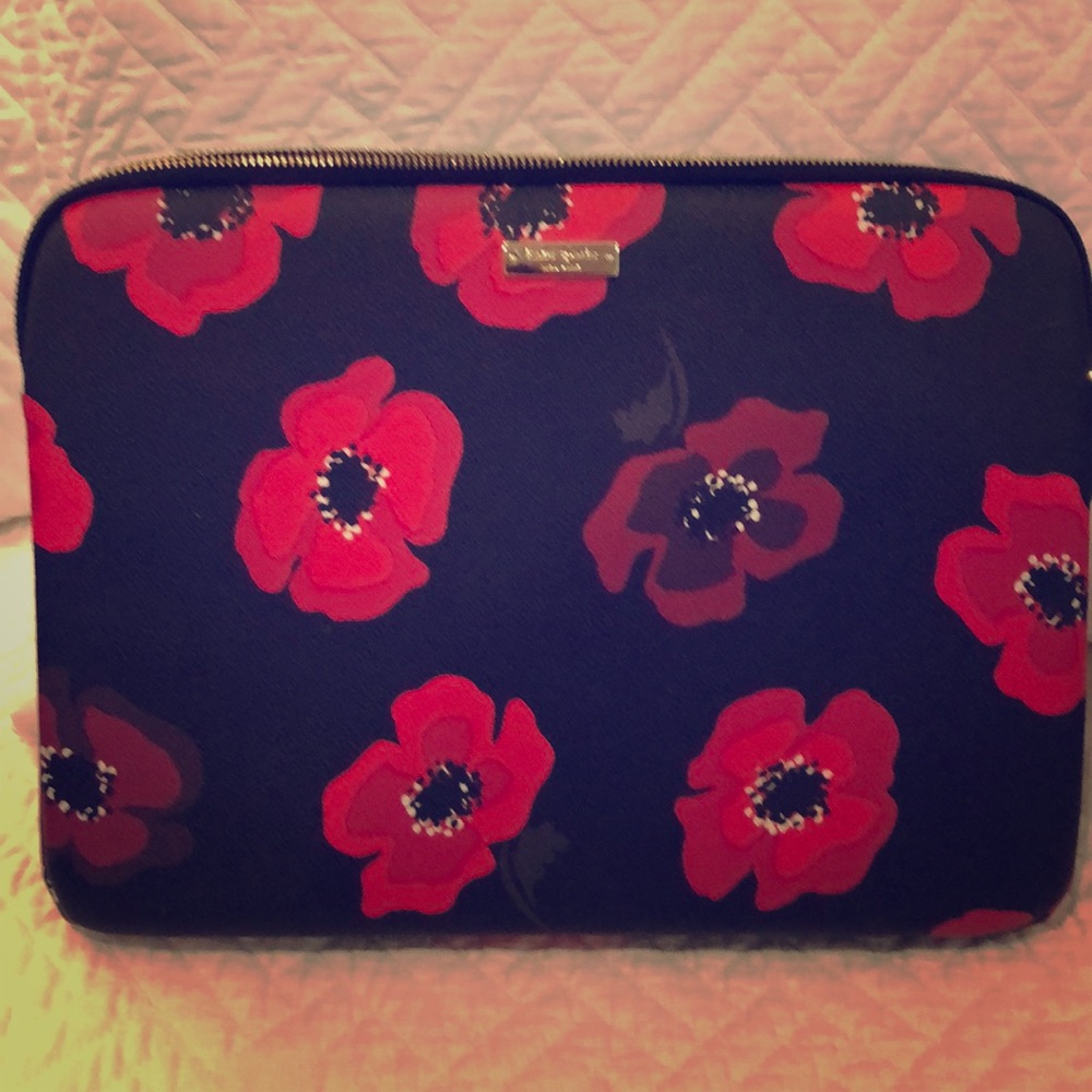 Kate Spade computed sleeve